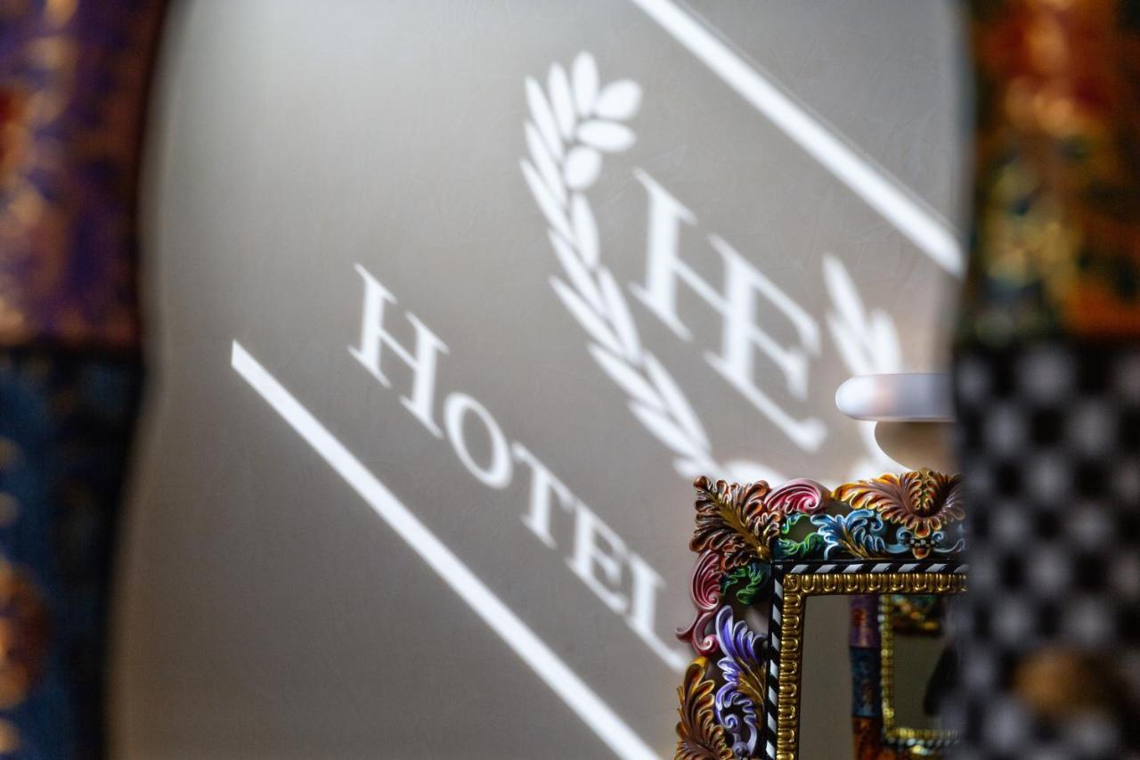 רג'יו די קאלאבריה Hotel Eubea מראה חיצוני תמונה