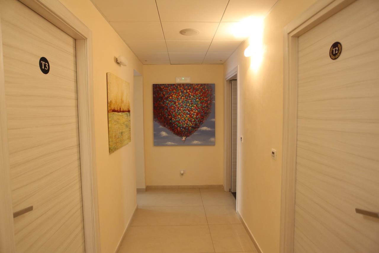 רג'יו די קאלאבריה Hotel Eubea מראה חיצוני תמונה